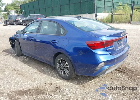 2022 Kia Forte Lxs из США, поврежденный, VIN 3KPF24AD3NE465058